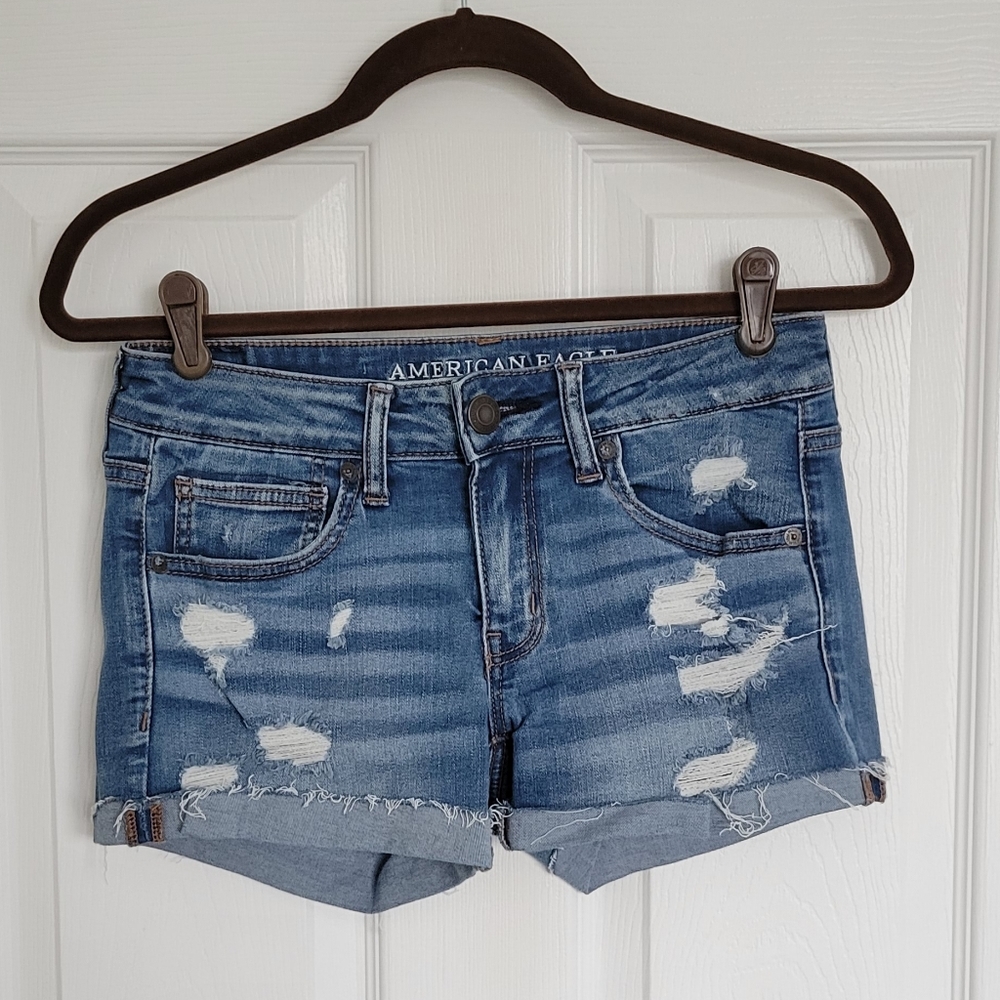 AE Destroyed Shortie Shorts